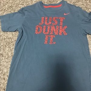 Nike t-shirt